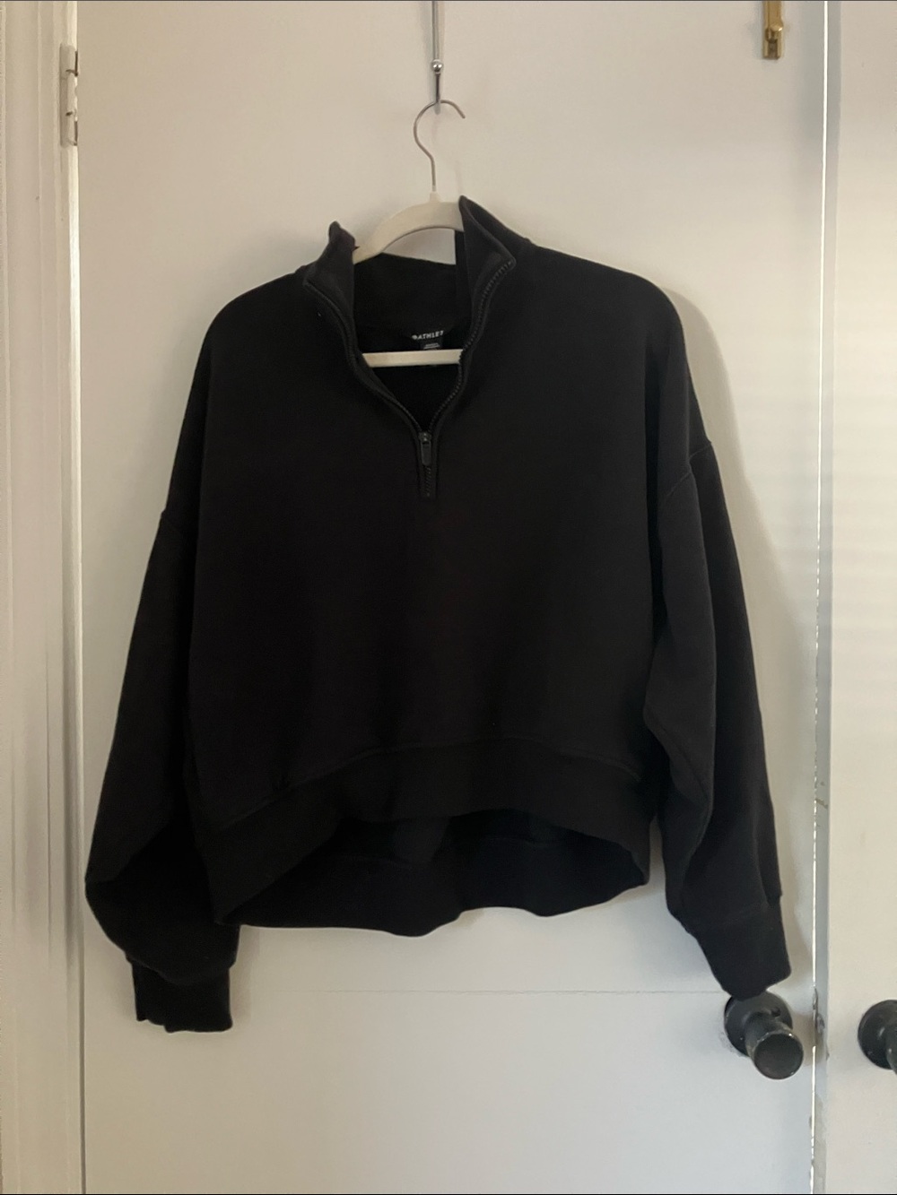 Athleta Black slightly cropped Pullover 1/4 zip Hoodie sweatshirt womenās Sz XL